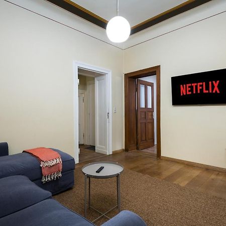 Super Zentral Super Schoener Altbau In Moabit Rostockerstrasse Im Herzen Von Berlin Fuer Bis Zu 6 Personen Екстер'єр фото