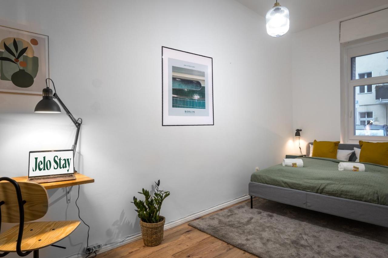Super Zentral Super Schoener Altbau In Moabit Rostockerstrasse Im Herzen Von Berlin Fuer Bis Zu 6 Personen Екстер'єр фото