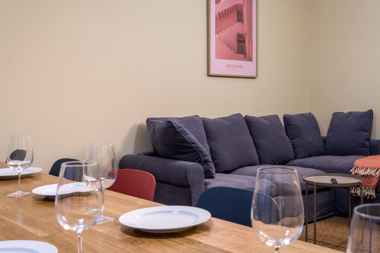 Super Zentral Super Schoener Altbau In Moabit Rostockerstrasse Im Herzen Von Berlin Fuer Bis Zu 6 Personen Екстер'єр фото