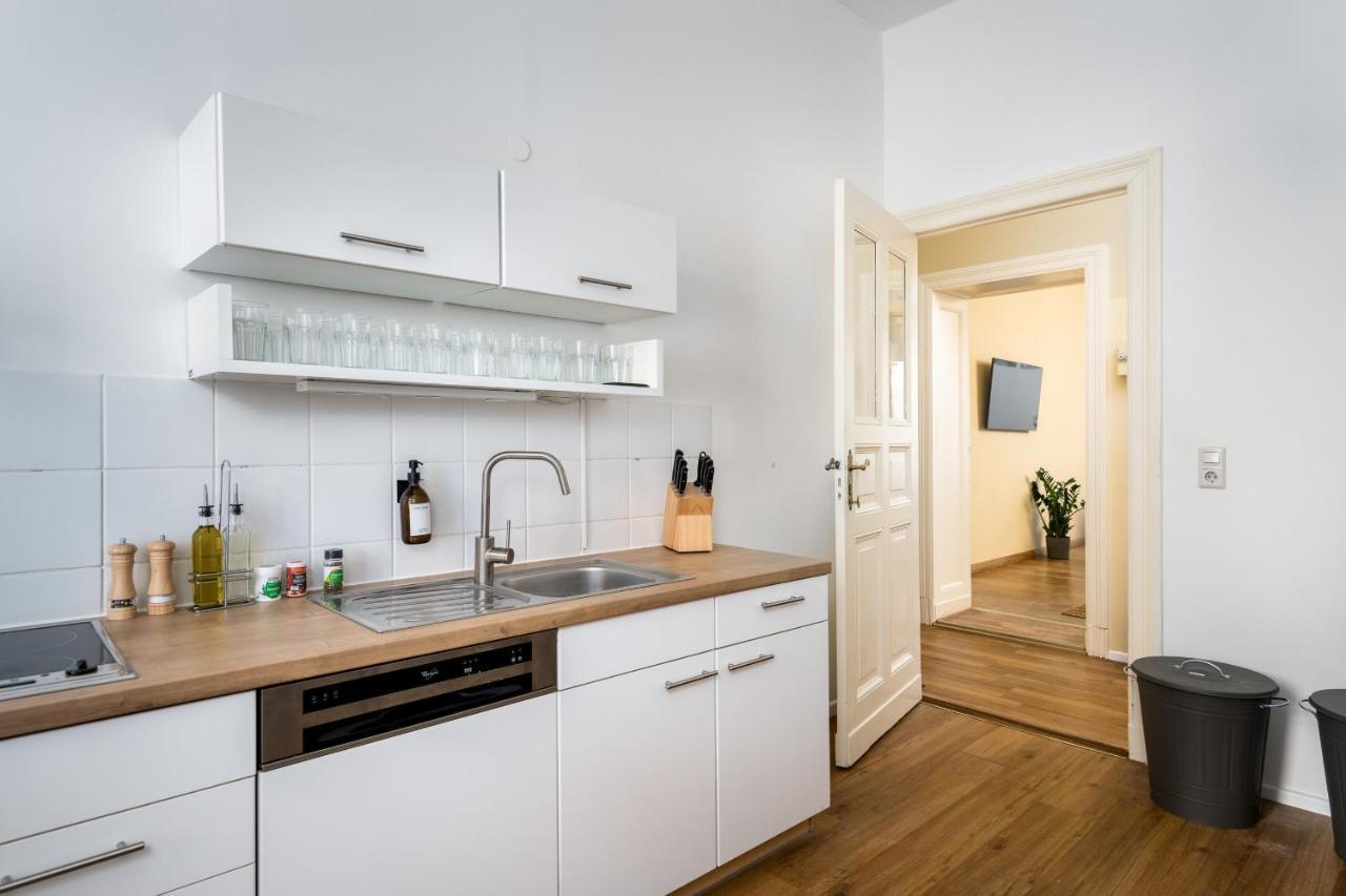 Super Zentral Super Schoener Altbau In Moabit Rostockerstrasse Im Herzen Von Berlin Fuer Bis Zu 6 Personen Екстер'єр фото